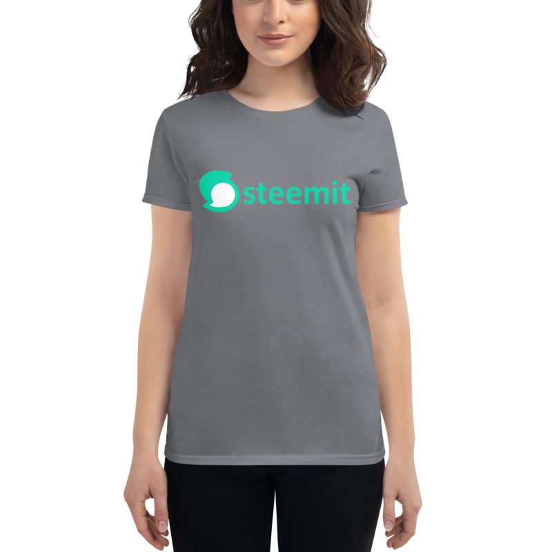 Steemit - Women's Short Sleeve T-Shirt