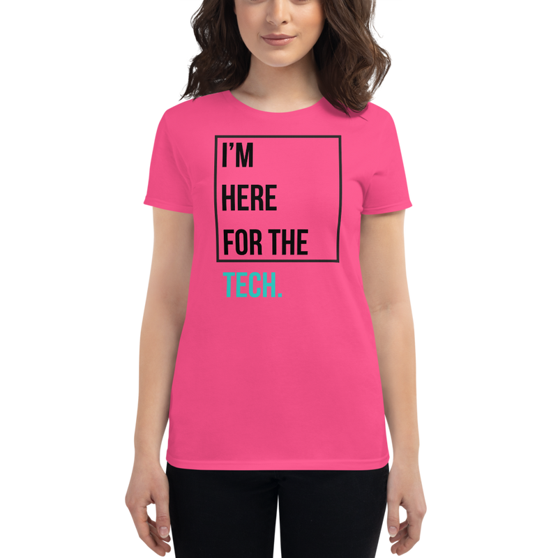 I'm here for the tech (Zilliqa) – Women's Short Sleeve T-Shirt