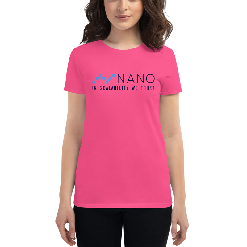 Nano, in scalability we trust – Women's Short Sleeve T-Shirt